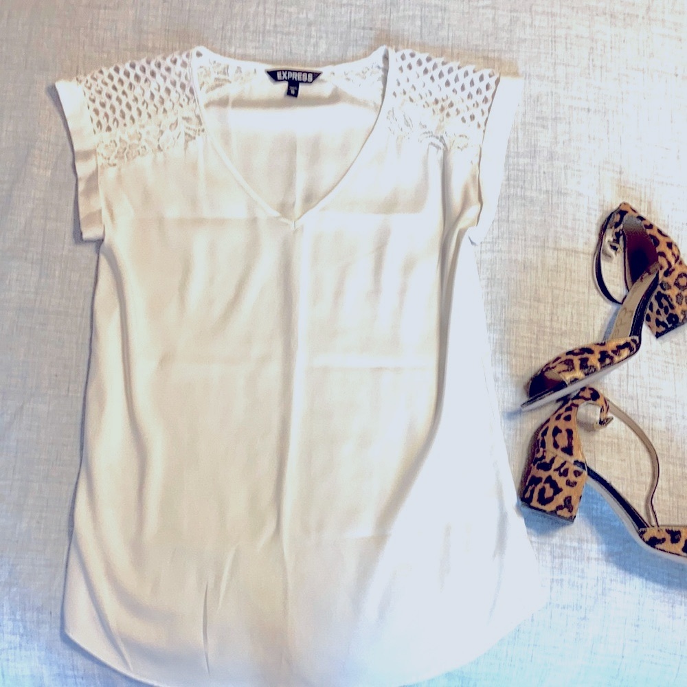 Express white blouse size extra small